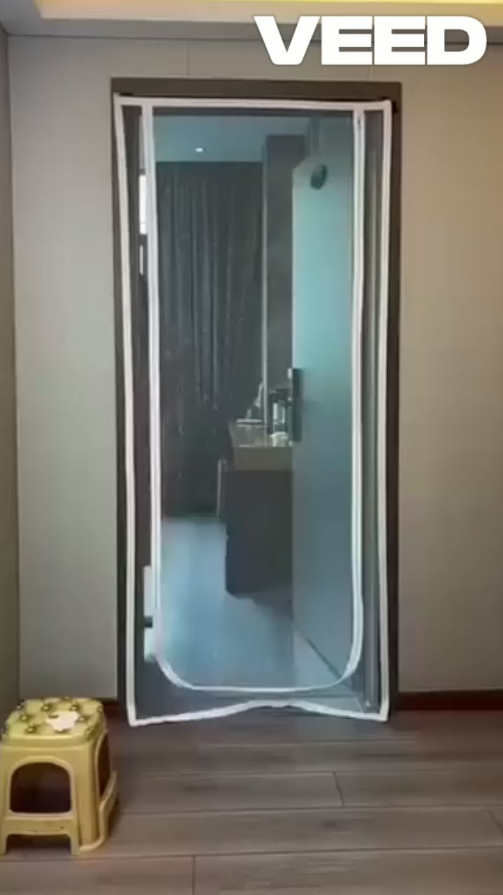 Keep Mosquitoes Out Effortlessly – Magnetic Auto-Close Mosquito Net Door